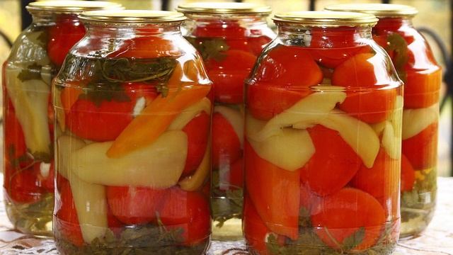 Домашние заготовки на зиму: как долго можно их хранить? смотреть онлайн