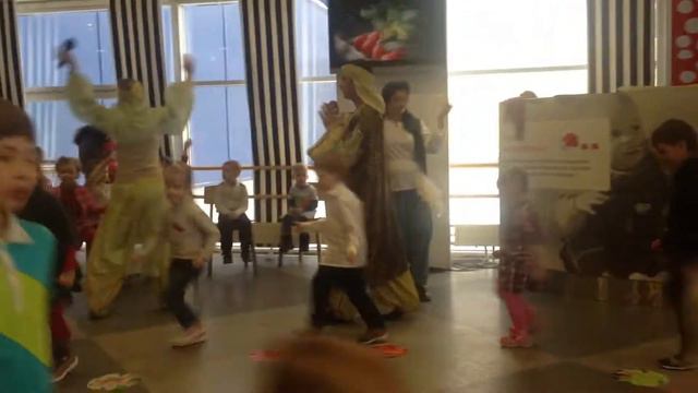 Детский день рождение в ИКЕЕ-2015 смотреть онлайн