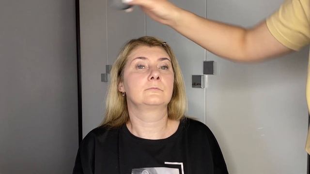 Видеоурок Нюдовый макияж, базовый смотреть онлайн