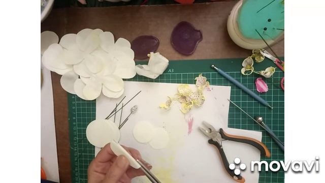 Бесплатный МК орхидея из фоамирана в горшочке смотреть онлайн