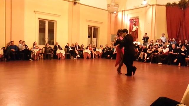 Esibizione di tango di Pablo Garcia e Laura Grande смотреть онлайн