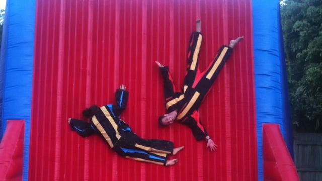 Velcro fly wall cool moves and tricks on the sticky wall смотреть онлайн