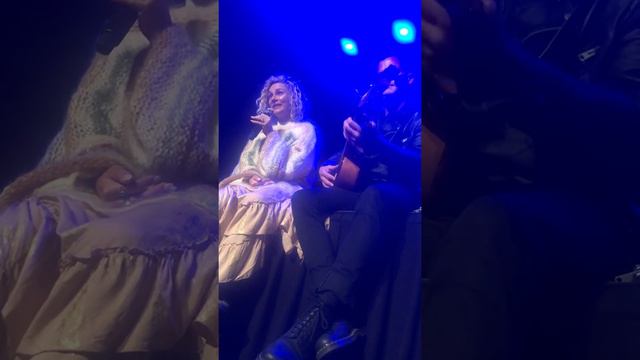 Clare Bowen and Brandon Robert Young смотреть онлайн