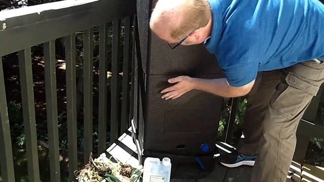 Review of the HOTBIN100 Mini composting Bin смотреть онлайн