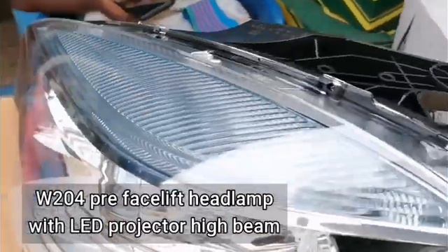 W204 Pre Facelift Headlamp with Projector Beams смотреть онлайн