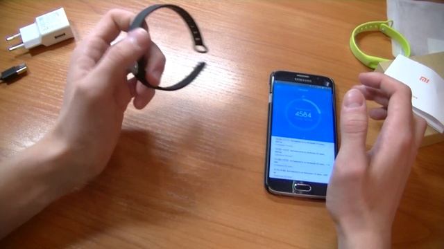 Xiaomi Mi Band|Обзор фитнес браслета смотреть онлайн