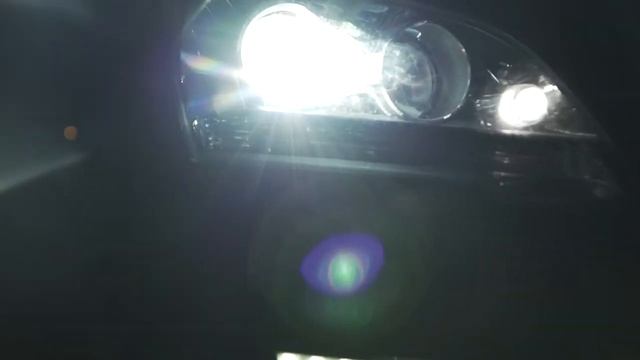 Замена адаптивного ксенона на Mercedes ML 350