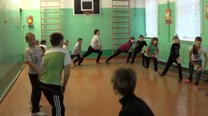 Челночный бег. Урок физкультуры в 4 В классе.  Капырина И.А.