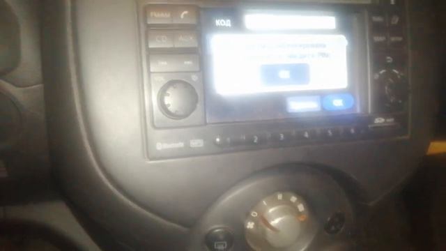 Заблокировалась автомагнитола после заряда аккамулятора, что делать? смотреть онлайн