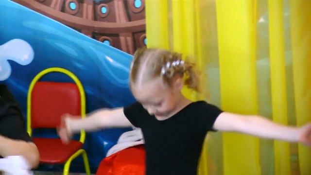 2016 5 26 детскийсад НЕБЕСНАЯ РАДУГА ВЫПУСК классный танец смотреть онлайн