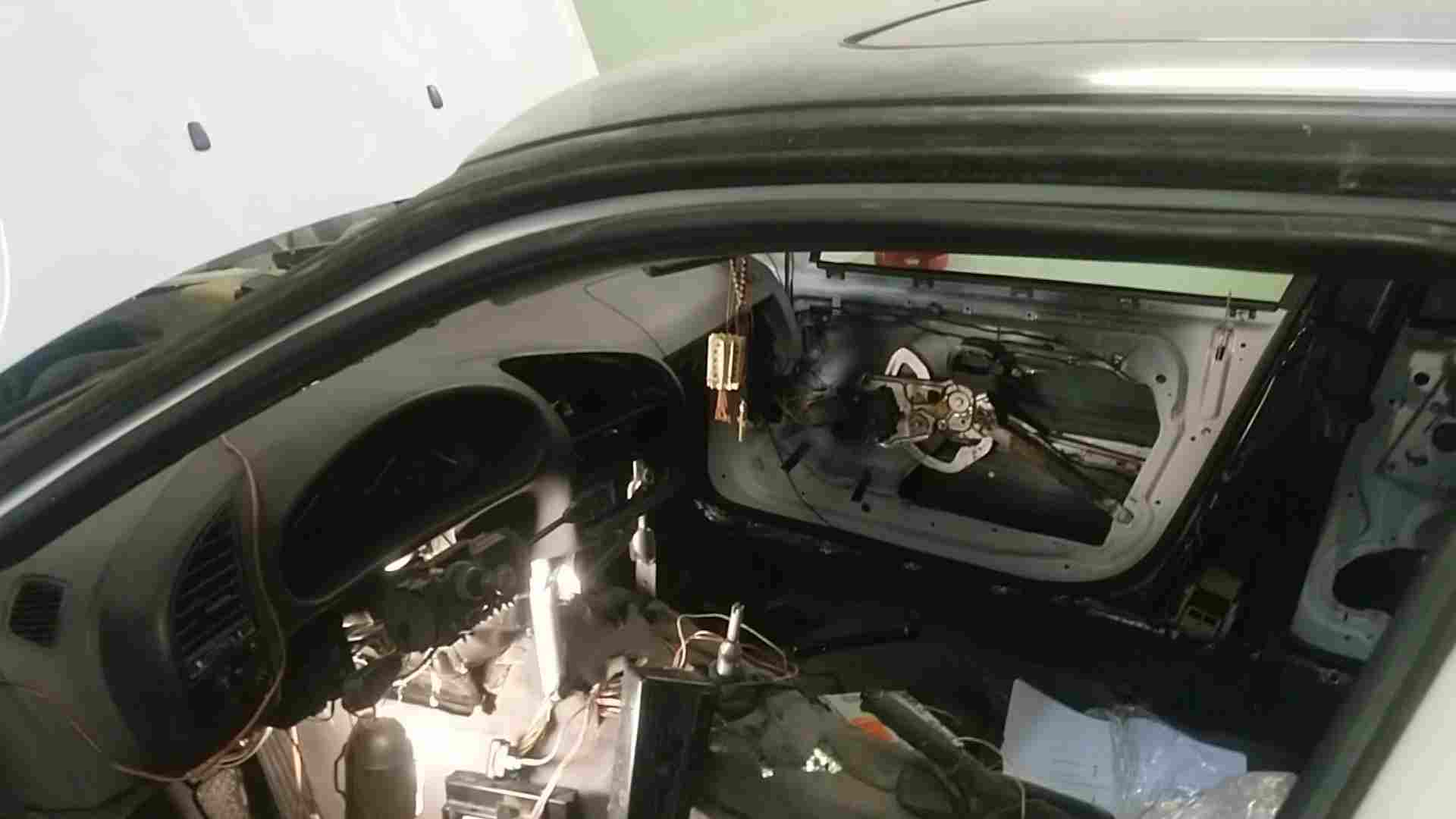 Установка торпедо BMW Е36