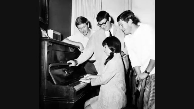 Judith Durham This Is My Song at the Fairfield halls Croydon 2002 audio only смотреть онлайн