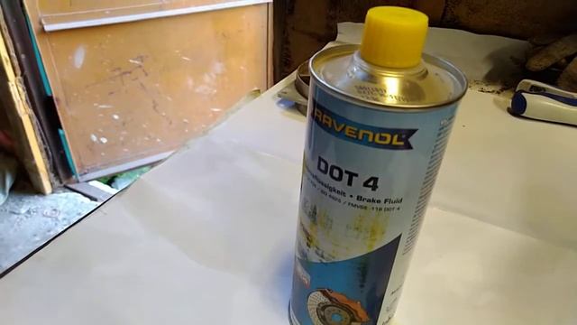Обзор Тормозная жидкость Ravenol D4 смотреть онлайн