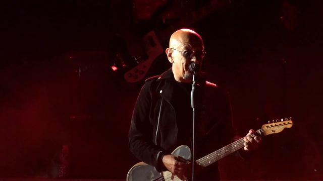 Dimentico - Enrico Ruggeri смотреть онлайн