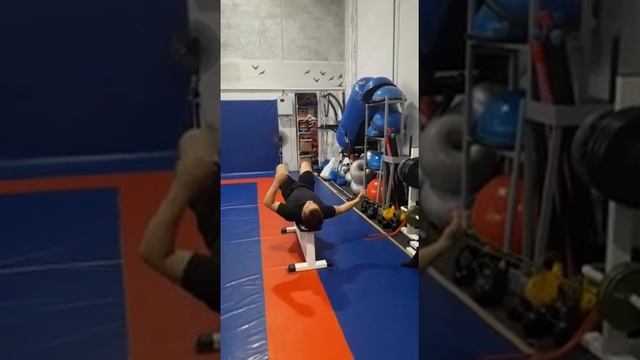 Функциональный тренинг Упражнения с резиной смотреть онлайн