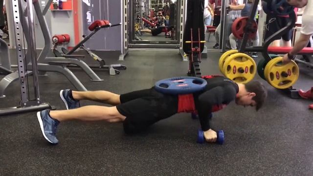 Отжимания от гантелей смотреть онлайн