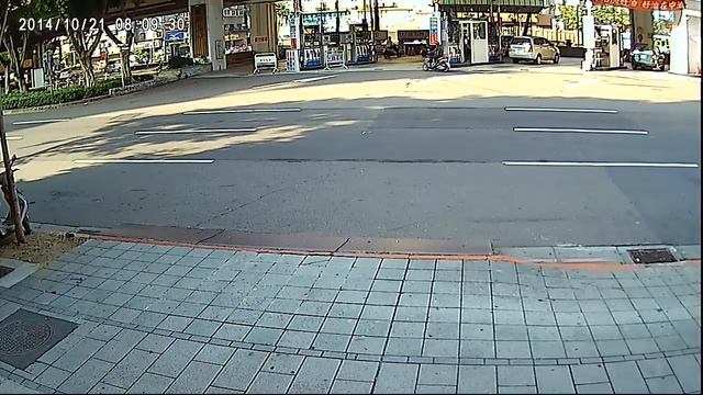 N-CITY 台灣最優AHD系統HD-720P SONY Exmor IMX238紅外線攝影機(3.6mm)-1 смотреть онлайн