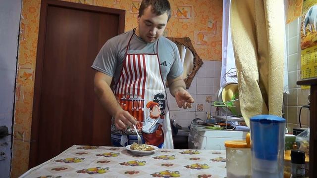 Когда в холодильнике пусто "Голодный странник" смотреть онлайн