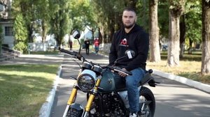 Обзор скремблер Racer Triumph RC250. Отсылка к Triumph Scrambler 1200?