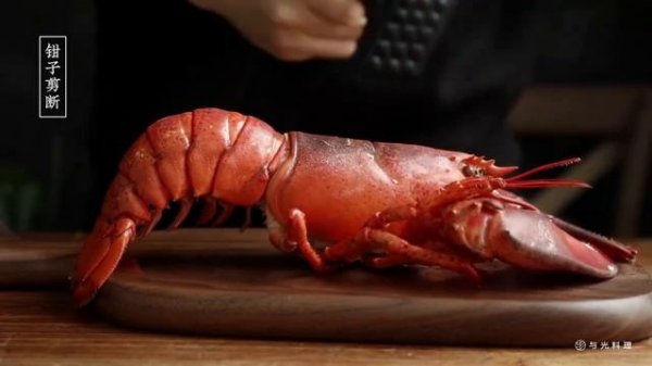 Лобстер в чесночном соусе __ Lobster in garlic sauce