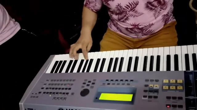 Motif ES-6 Yamaha - demo Guitarra смотреть онлайн