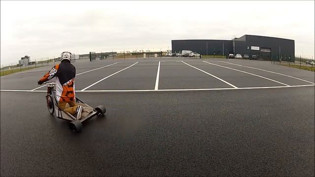 Drift trike knee Ukraine,дрифт трайк, прокат, гонки, тимбилдинг смотреть онлайн