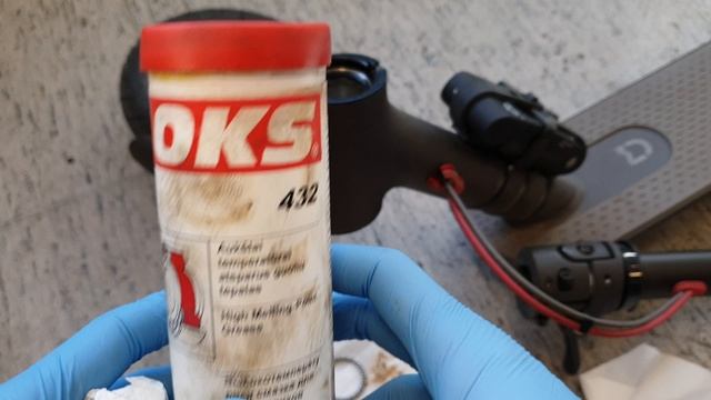 Xiaomi m365 electric scooter front fork bearings replace and lubricate | Замена подшипников смотреть онлайн