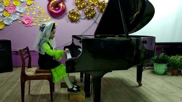 Газизуллина Индира - татарская народная песня "Ашхабад" (кл. преп-ля Нигматзяновой А.Н.) смотреть онлайн