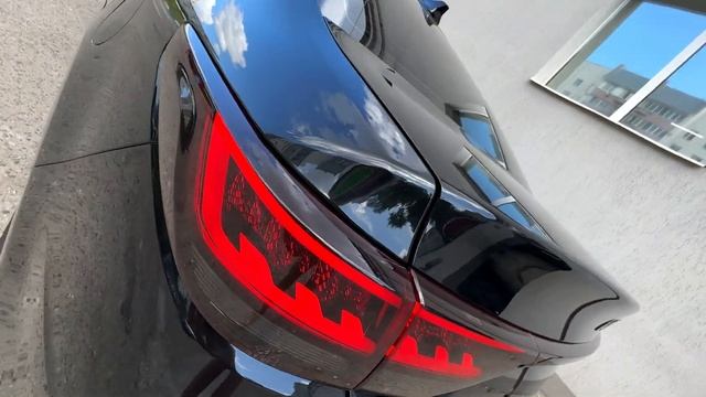Забронировали задние фонари Kia Rio с катафотами тонирующей полиуретановой плёнкой смотреть онлайн