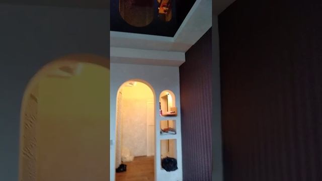 Натяжной потолок в цвете темный шоколад. Это любовь с первого взгляда смотреть онлайн