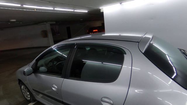 Peugeot 206 I 1.4 AT (75 л.с.) 2003 смотреть онлайн