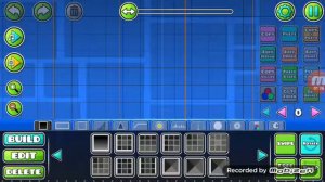 как сделать чтобы блоки двигались строя уровень в геоми три даш