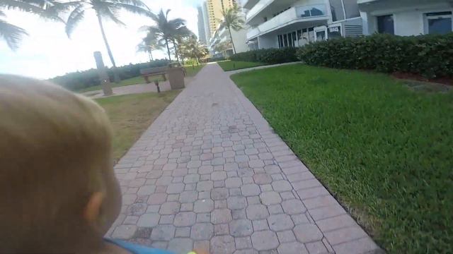 ЖИЗНЬ ПРОХОДИТ В MIAMI. Время не остановить. смотреть онлайн