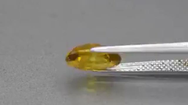 Сфен 2.67 ct 10 x 7.6 mm смотреть онлайн