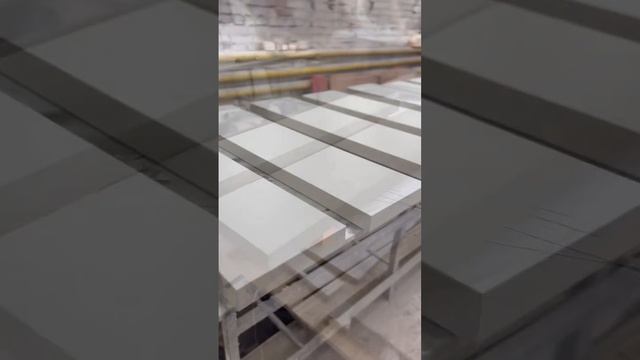 Бетонные панели популярны во всём мире! Долговечны, прочны, не требуют особого ухода. смотреть онлайн