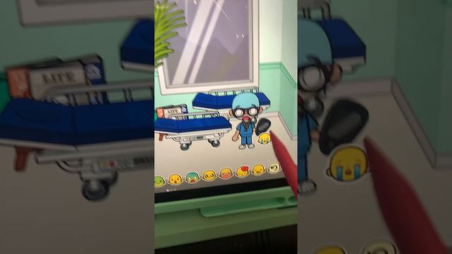 Lily is sick she passed out смотреть онлайн