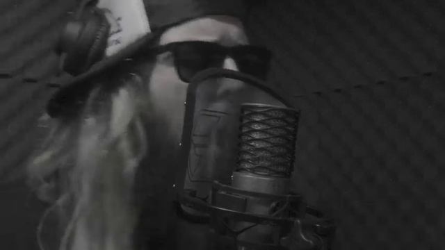 #TheDarkRoomSessions: #1 - Stig Of The Dump смотреть онлайн