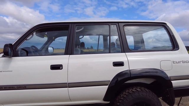 MON HDJ 80 NE PASSE PAS INAPERÇU!!! ? смотреть онлайн