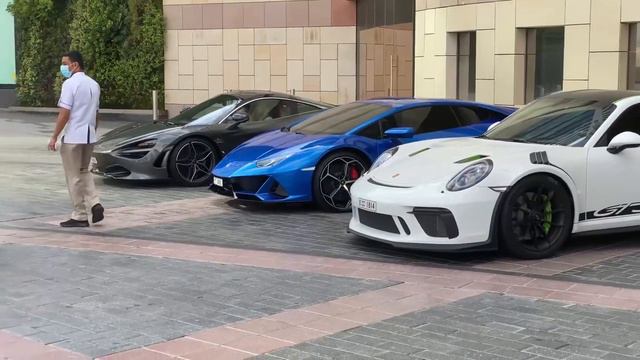 SUPERCARS IN DUBAI 2020 #dubai #SUPERCARS #McLaren #Lamborgini
