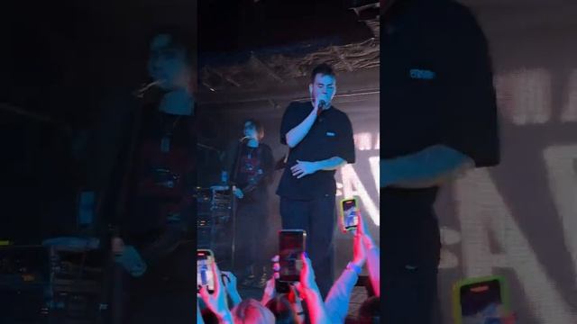 тринадцать карат - только ты никогда не узнаешь / Live, Воронеж, 13.04.2023 смотреть онлайн
