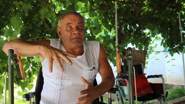 Обращение получеловека к Януковичу и Азарову смотреть онлайн