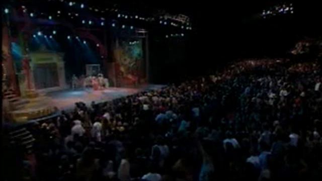 Laura Pausini & Lara Fabian - La Solitudine