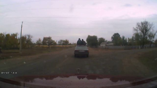 Двухэтажный автобус в Кыргызстане.. смотреть онлайн