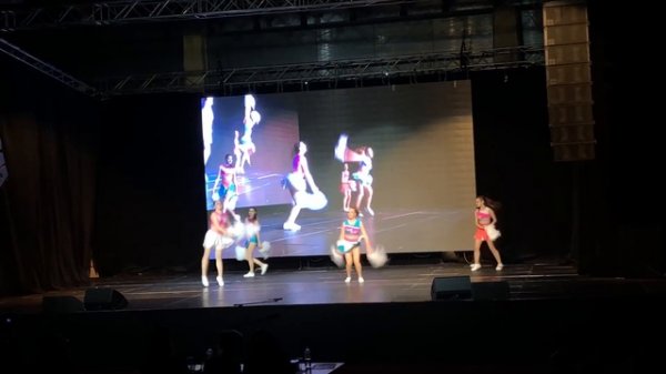 Школа Танцев Движение Crazy Girls