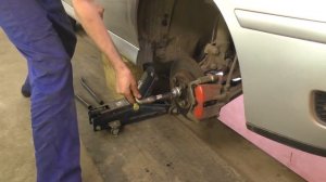 Гул в салоне, как проверить и заменить ступицы VOLKSWAGEN POLO 6N