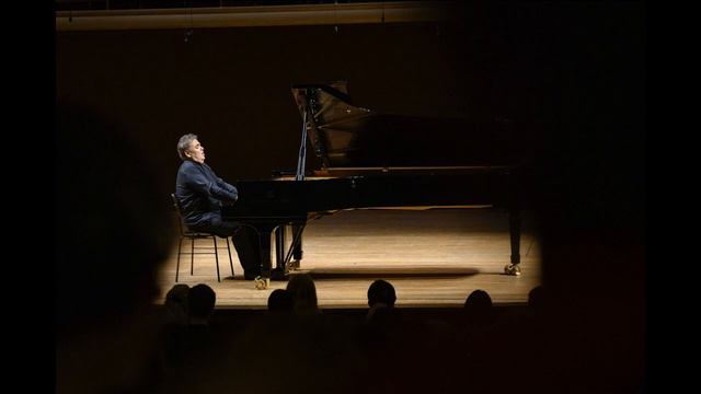 Arcadi Volodos plays Bach-Vivaldi Siciliano, BWV 596 – live 2014 смотреть онлайн