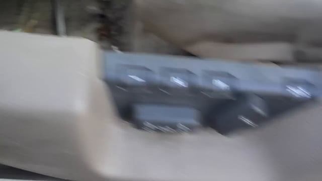 Seat removal, Volvo S70, V70, XC70, and other vehicles - Auto Repair Series смотреть онлайн