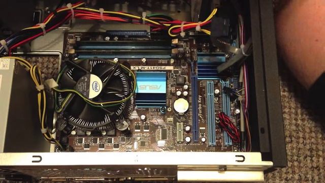 intel Core 2 Quad Q6600 CPU Upgrade смотреть онлайн