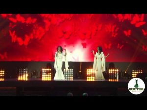 Руслана Собиева и Зарина Бугаева на концерте ЗВЁЗДЫ ВОСТОК FM Известия HALL