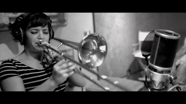 California Dreamin' - Aubrey Logan Feat. Casey Abrams